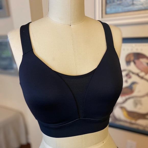 NWOT Under Armour Sports Bra - Picture 4 of 14